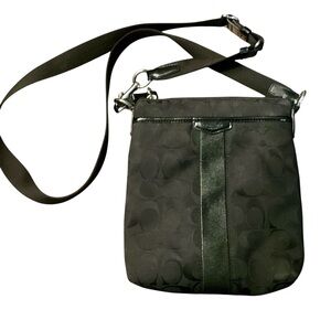 Coach Signature Logo Crossbody Slingpack